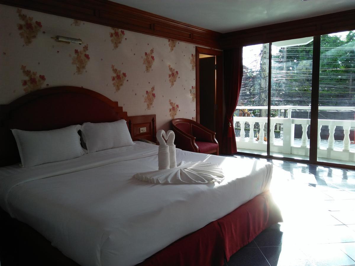 Taj Phuket Inn Patong Екстер'єр фото